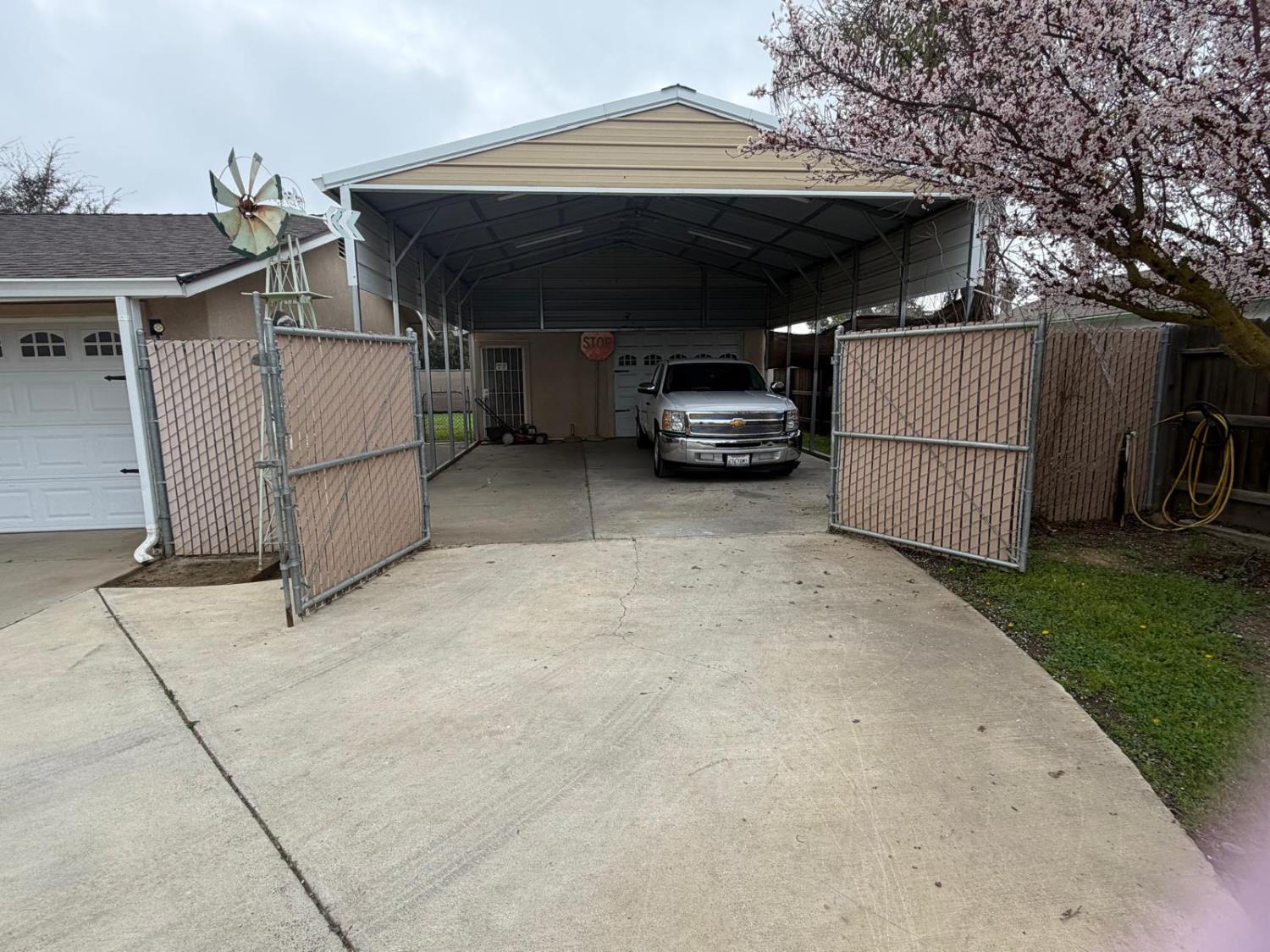 5109 Center Avenue Modesto, CA 95357 - Photo 31 of 45 a view of a car garage