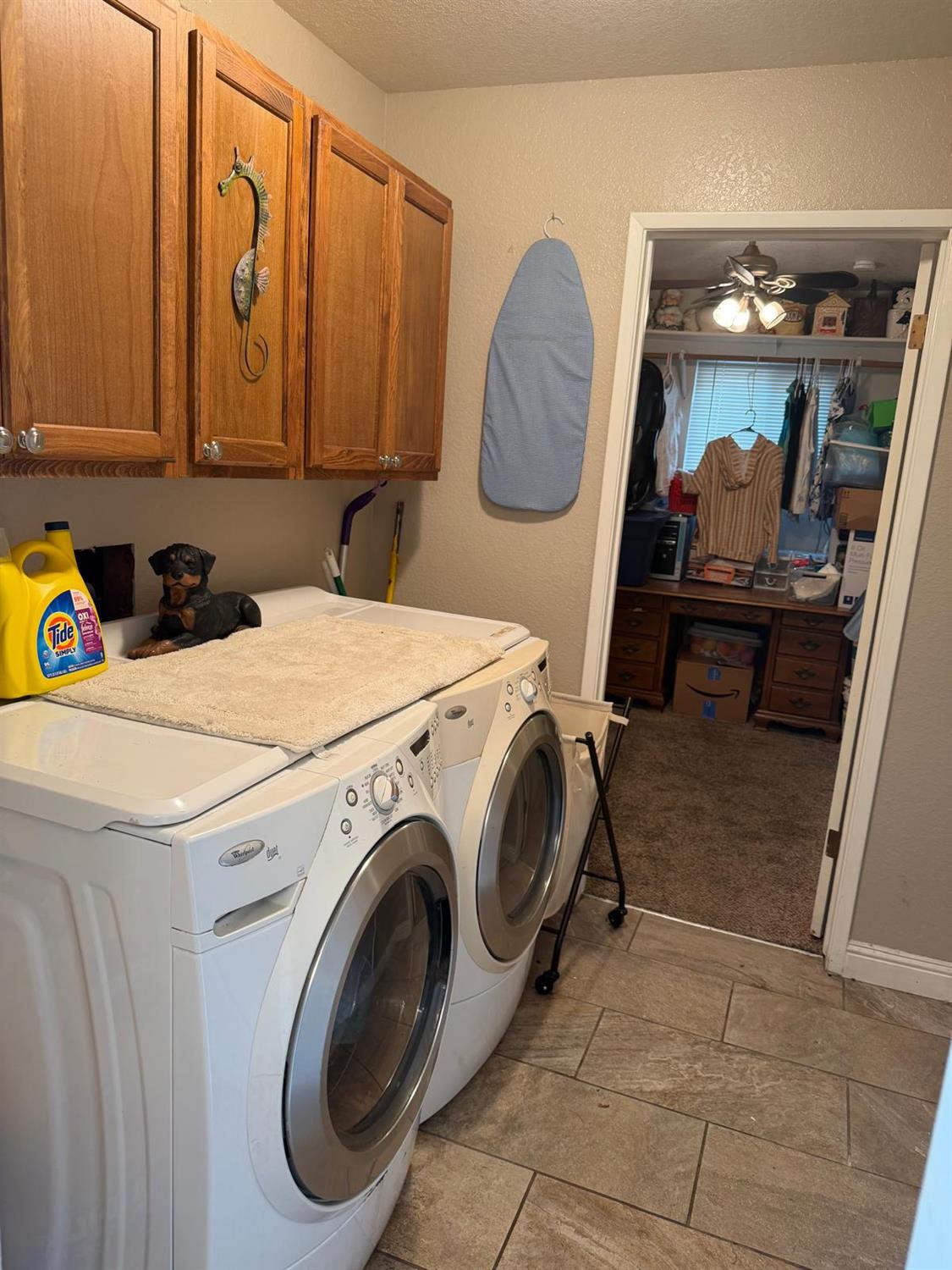 5109 Center Avenue Modesto, CA 95357 - Photo 5 of 45 a utility room with dryer and washer