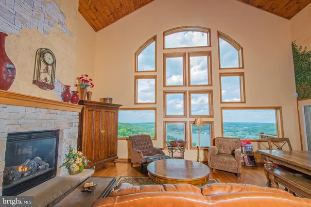 $178,000 | 758 Wisp Mountain Road, Unit 9A, McHenry, MD 21541