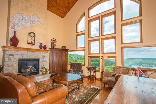 $178,000 | 758 Wisp Mountain Road, Unit 9A, McHenry, MD 21541