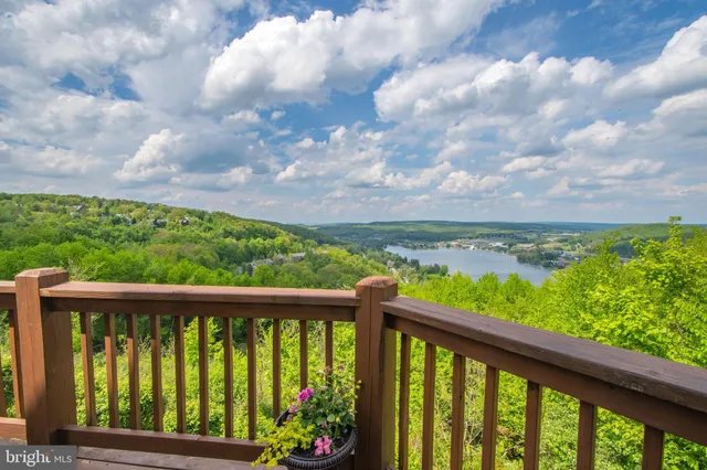 $178,000 | 758 Wisp Mountain Road, Unit 9A, McHenry, MD 21541