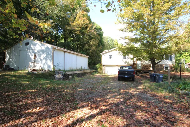 $279,000 | 10775 East V Avenue, Vicksburg, MI 49097