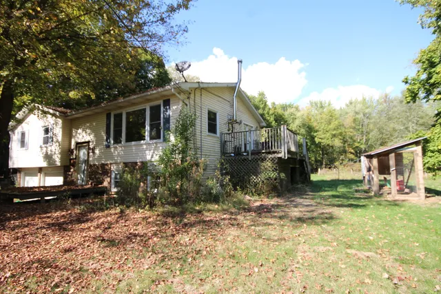 $279,000 | 10775 East V Avenue, Vicksburg, MI 49097