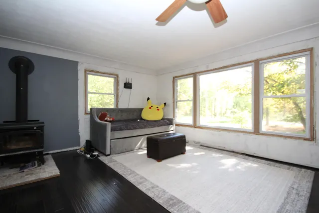 $279,000 | 10775 East V Avenue, Vicksburg, MI 49097