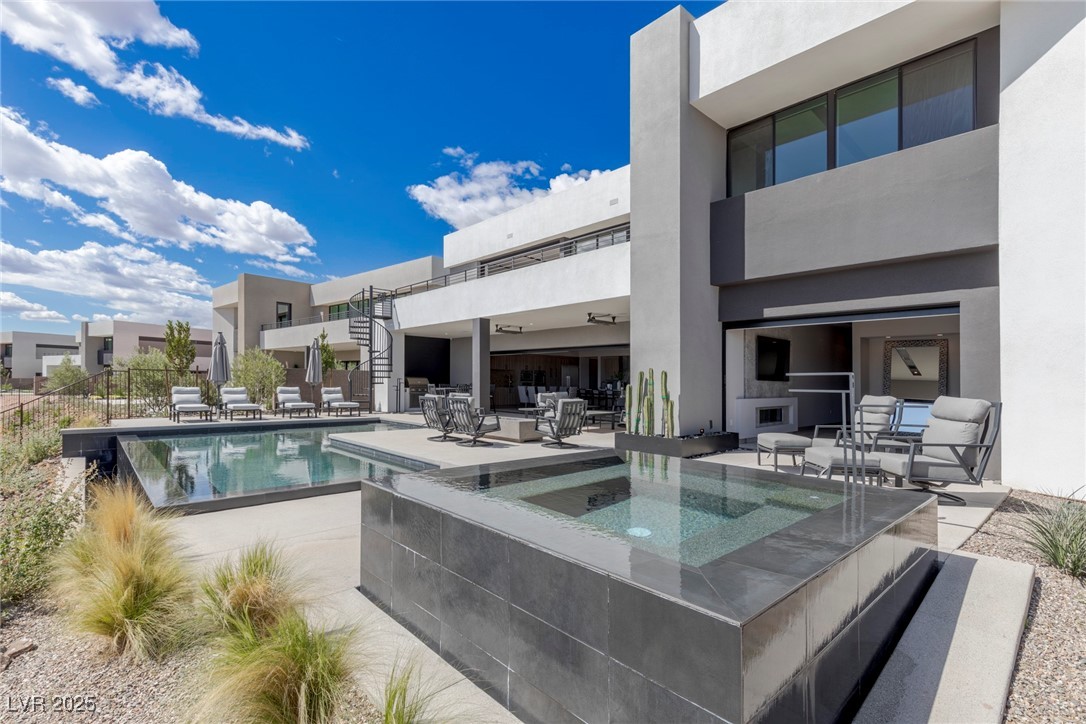 29 Falling Ridge Lane Henderson, NV 89011 - Photo 59 of 87 Gallery Image 59