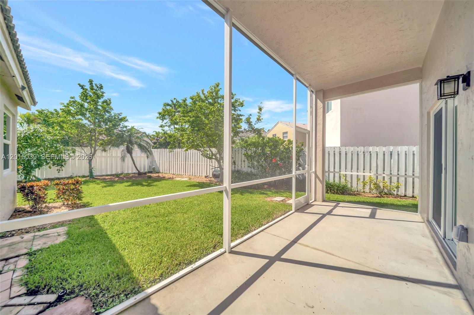 941 Briar Ridge Road Weston, FL 33327 - Photo 28 of 48