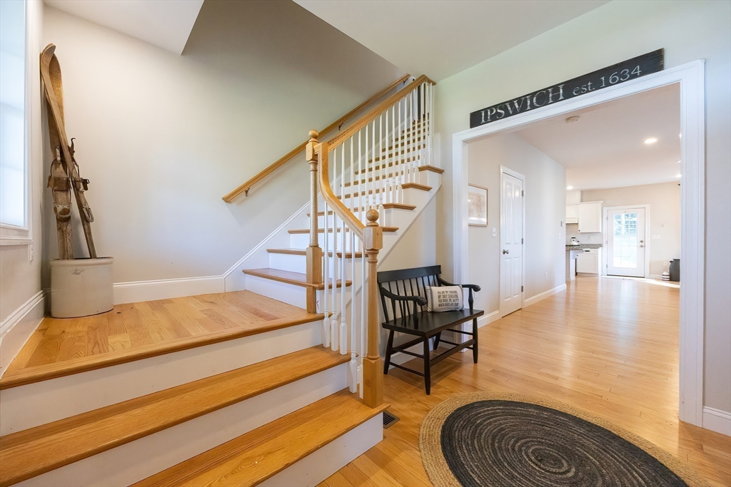 4 Sheppards Way Ipswich, MA 01938 - Photo 10 of 37 a view of livingroom and dining room with furniture