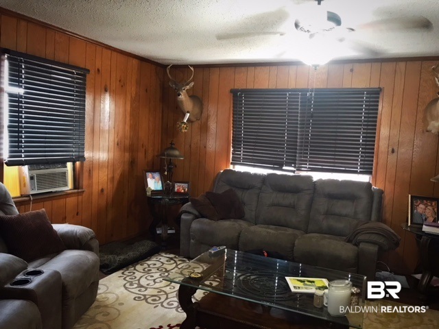 2421 Travis Road Brewton, AL 36426 - Photo 5 of 11