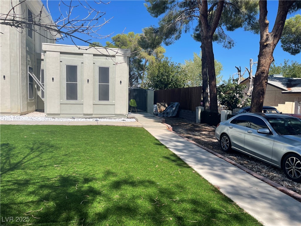 6480 West Oquendo Road Las Vegas, NV 89118 - Photo 50 of 51 View of grassy yard