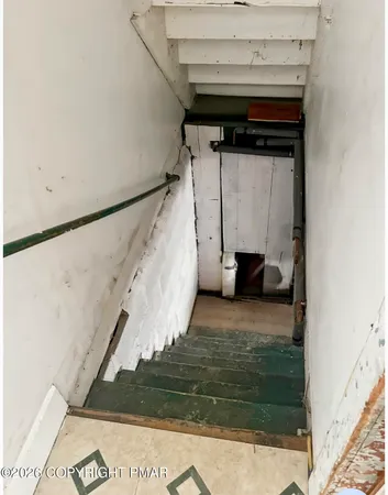 a view of entryway