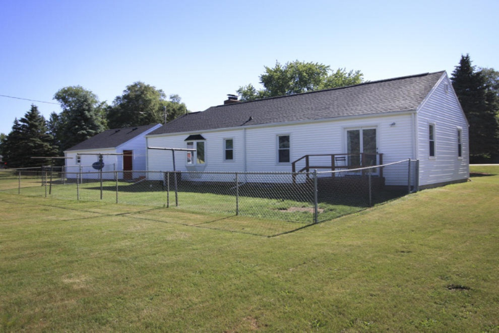 11612 South Sprinkle Road Vicksburg, MI 49097 - Photo 23 of 24 Fenced In