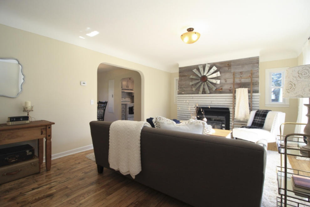 11612 South Sprinkle Road Vicksburg, MI 49097 - Photo 3 of 24 Warm & Cozy