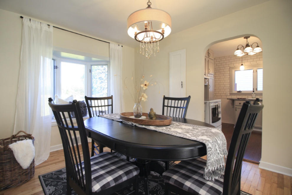 11612 South Sprinkle Road Vicksburg, MI 49097 - Photo 6 of 24 Dining Room