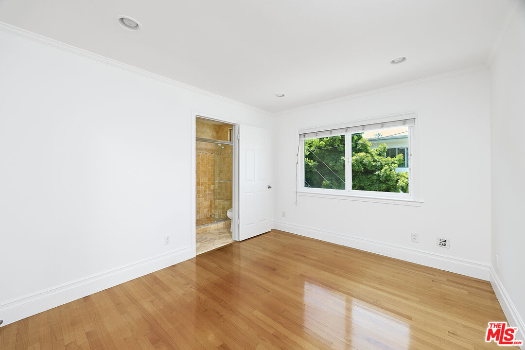 817 Broadway Street Venice, CA 90291 - Photo 7 of 17