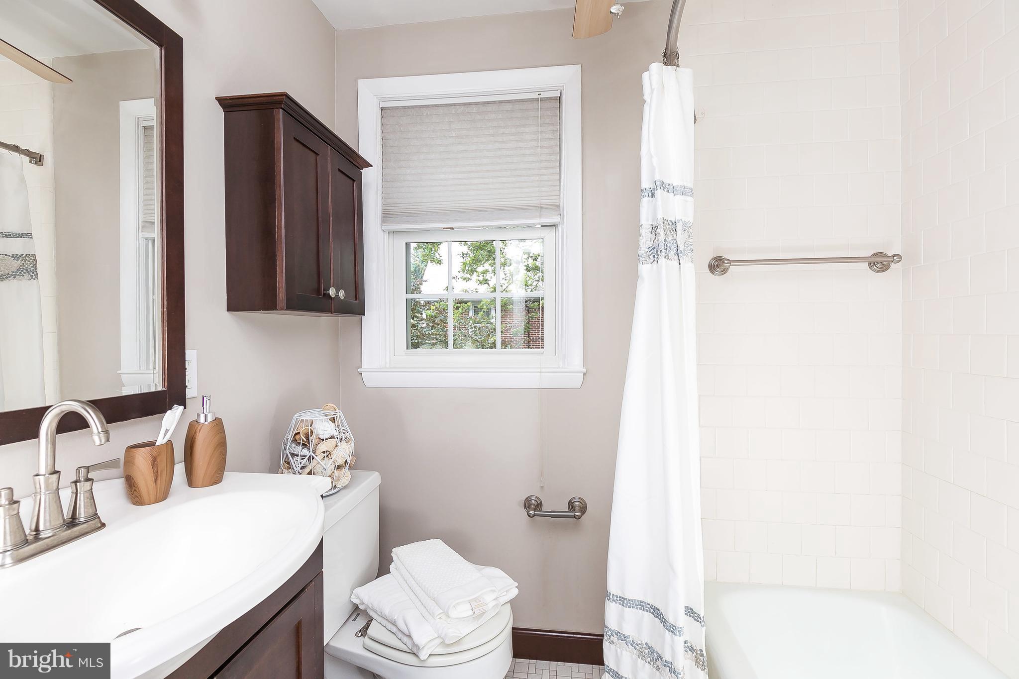 401 Dunkirk Road Baltimore, MD 21212 - Photo 18 of 30 Bath