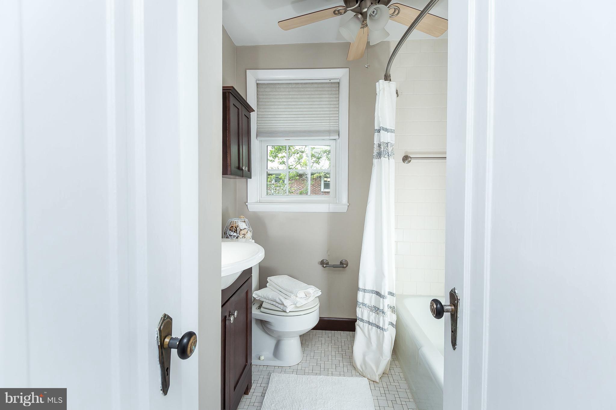 401 Dunkirk Road Baltimore, MD 21212 - Photo 19 of 30 Bath