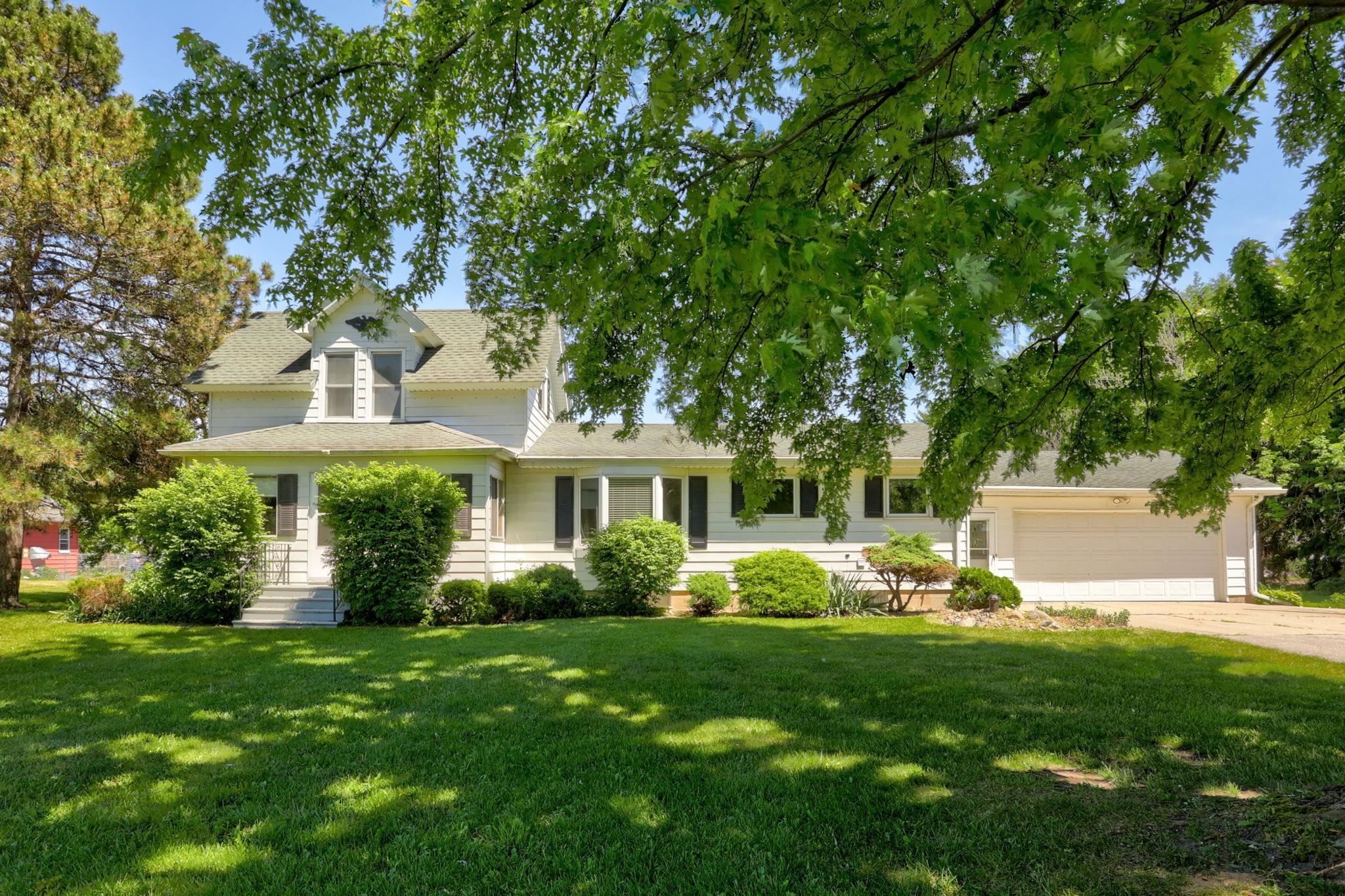 1305 South Gera Road Frankenmuth, MI 48734 - Photo 2 of 66