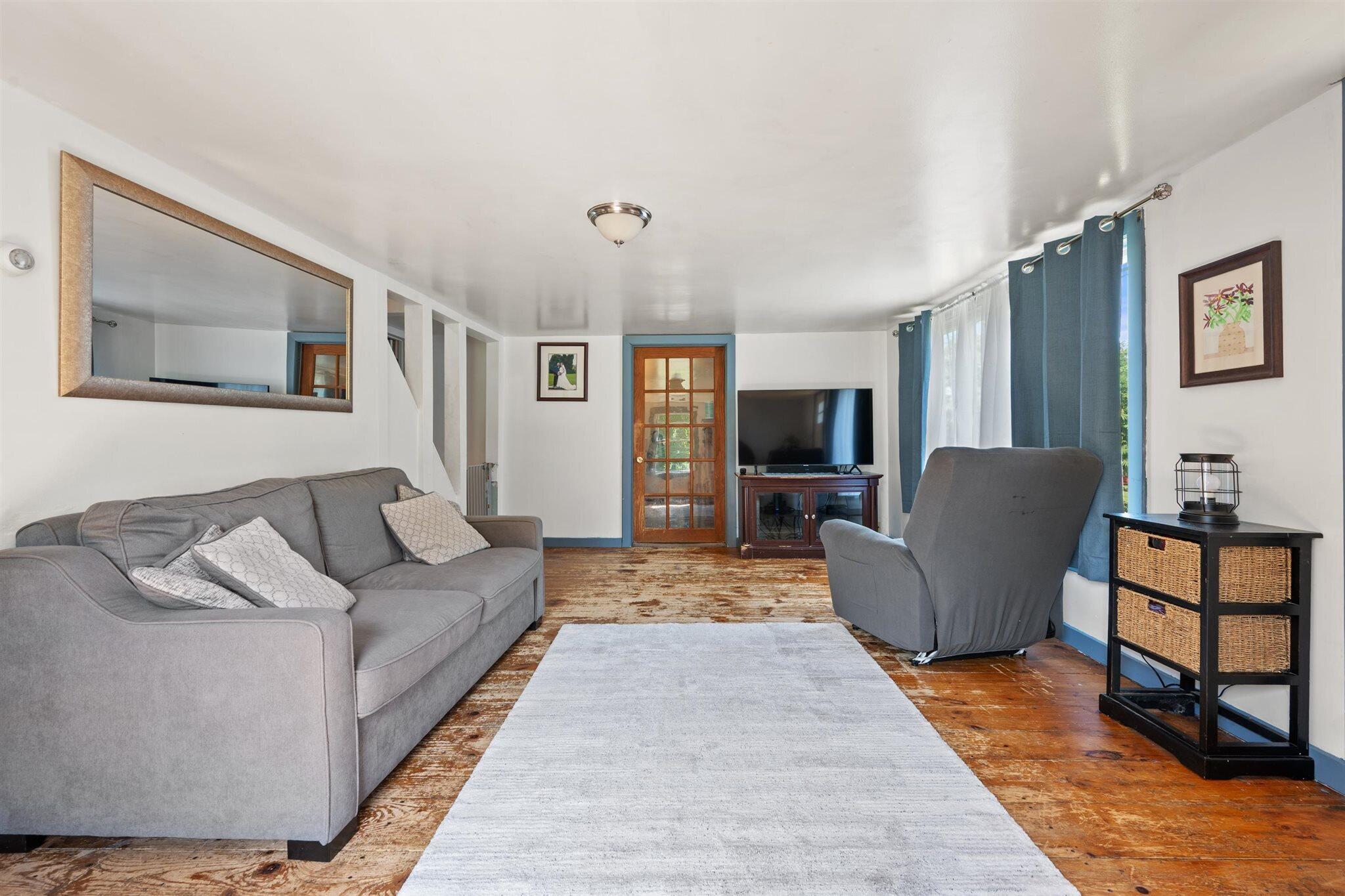 13 Race Course Road Bucksport, ME 04416 - Photo 9 of 32 09-Living Room
