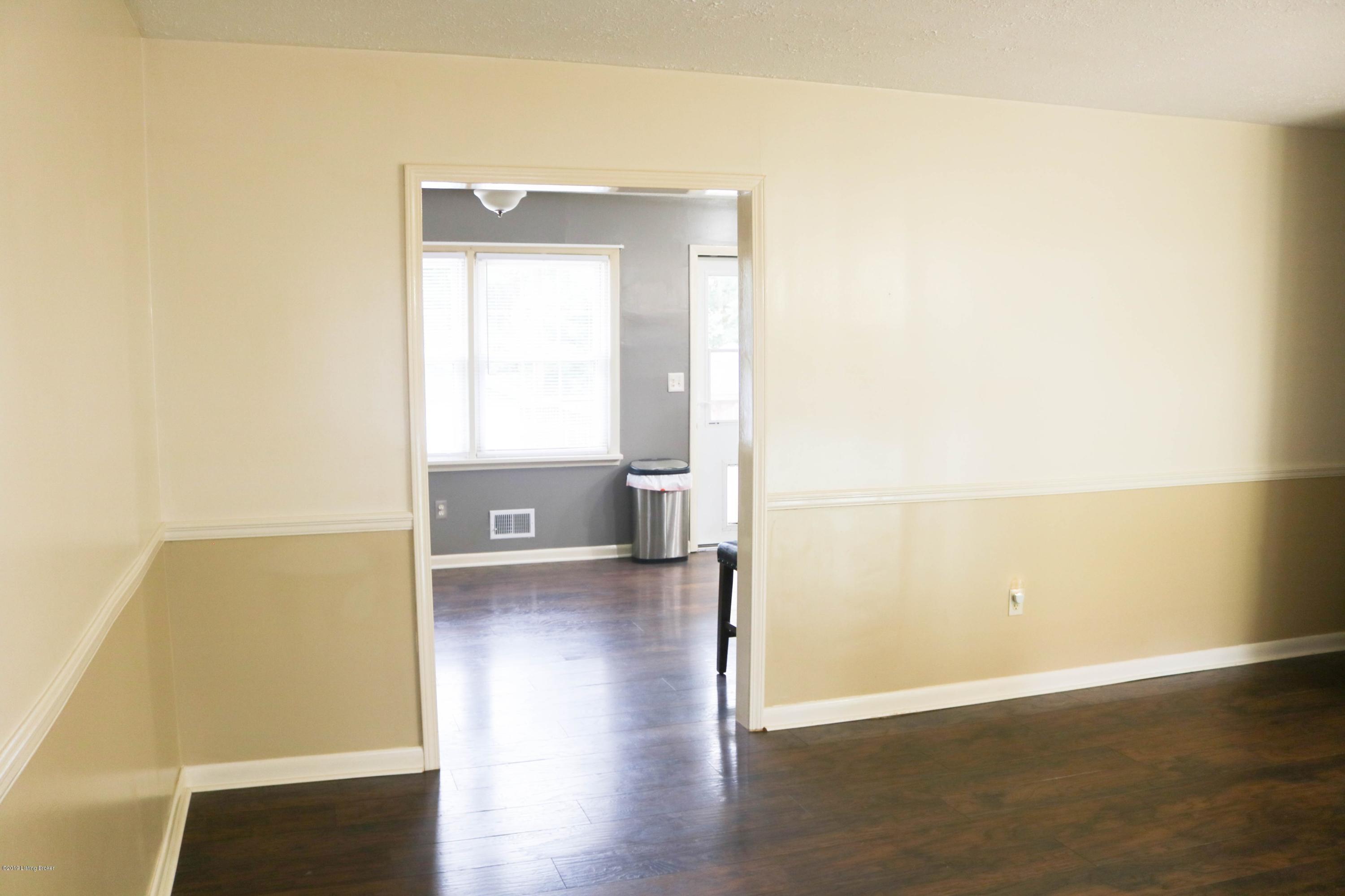 5300 Rayburn Road Louisville, KY 40272 - Photo 9 of 99 9