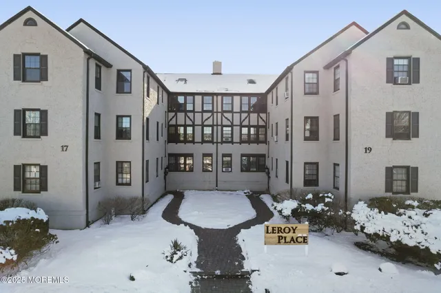$399,000 | 17 Leroy Place, Unit 1A, Red Bank, NJ 07701