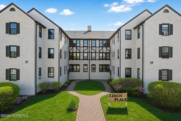 $340,000 | 17 Leroy Place, Unit 1A, Red Bank, NJ 07701