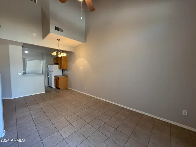$1,795 | 2027 East University Drive, Unit 102, Tempe, AZ 85281