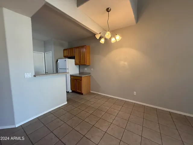 $1,795 | 2027 East University Drive, Unit 102, Tempe, AZ 85281