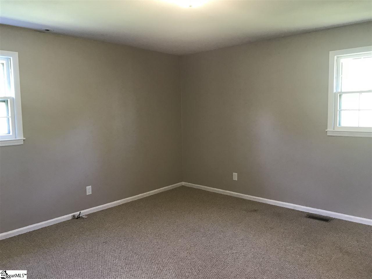 1409 Springfield Road Boiling Springs, SC 29316 - Photo 11 of 18 Gallery Image 11