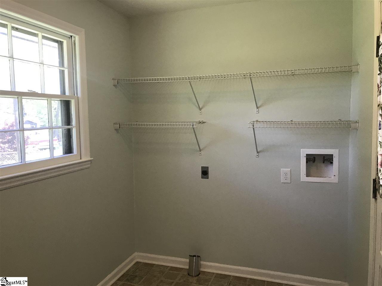 1409 Springfield Road Boiling Springs, SC 29316 - Photo 14 of 18 Gallery Image 14
