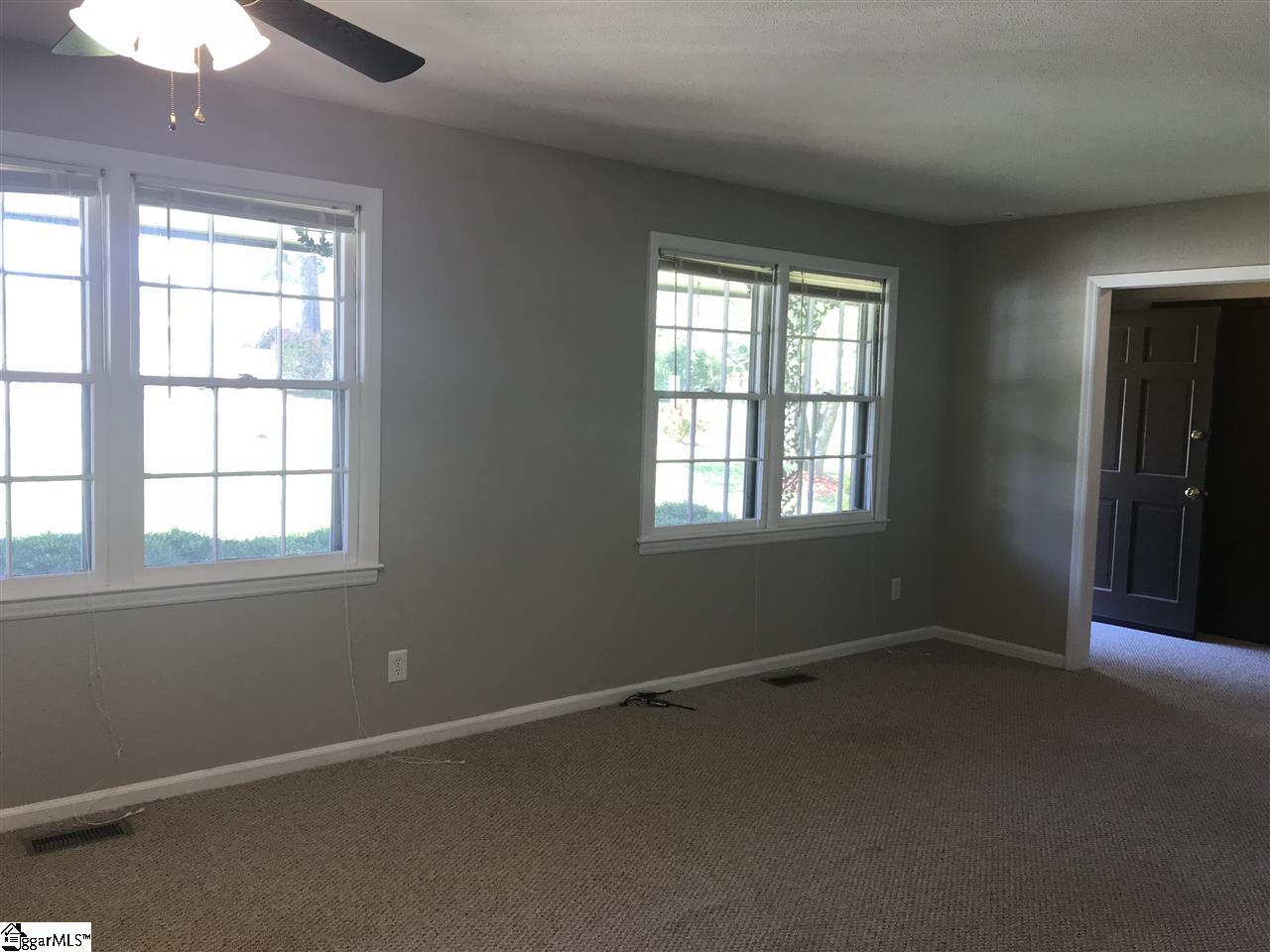 1409 Springfield Road Boiling Springs, SC 29316 - Photo 9 of 18 Gallery Image 9