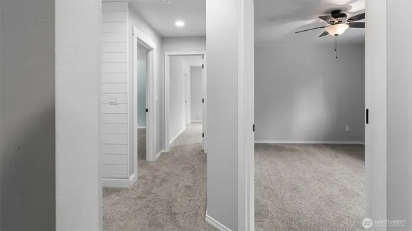 $1,225,000 | 17718 Mulqueen Road Southeast, Rainier, WA 98576