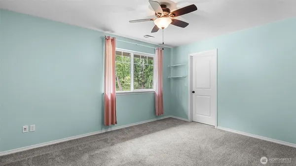 $1,225,000 | 17718 Mulqueen Road Southeast, Rainier, WA 98576