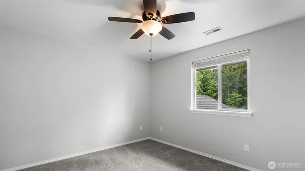 $1,225,000 | 17718 Mulqueen Road Southeast, Rainier, WA 98576