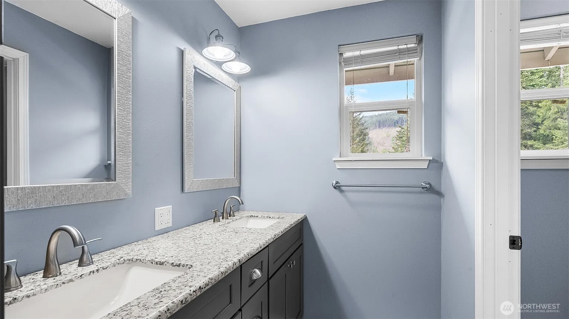 17718 Mulqueen Road Southeast Rainier, WA 98576 - Photo 30 of 40