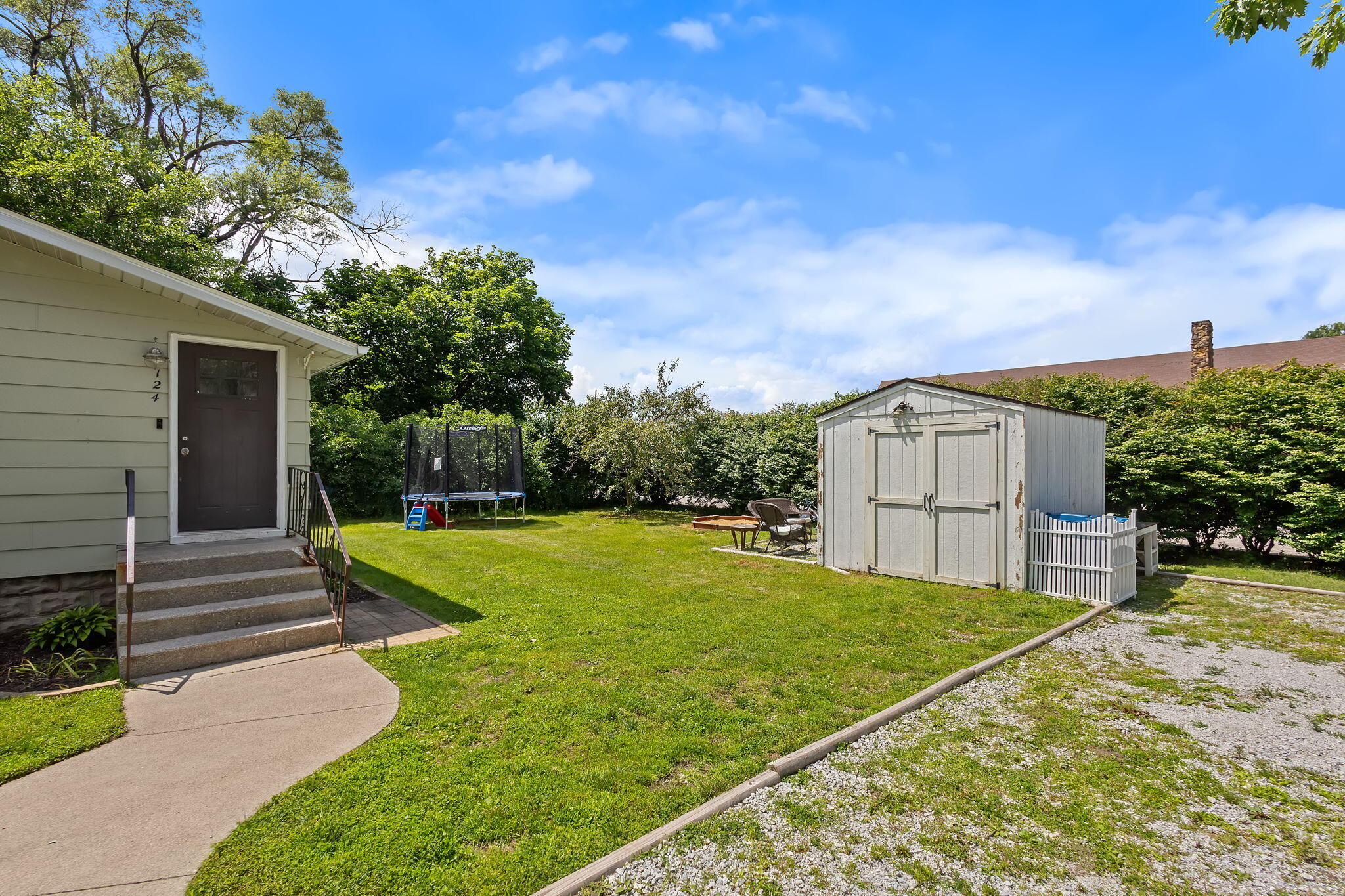 124 6th Street Southeast De Motte, IN 46310 - Photo 33 of 36 2048x1365
