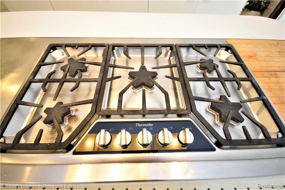 17731 Hamilton Road Highland Park, MI 48203 - Photo 23 of 68 Thermador cook-top