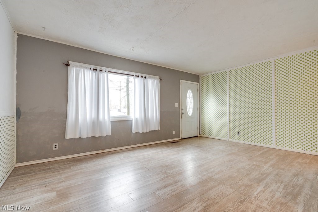 2712 Ridge Road Warren, OH 44484 - Photo 6 of 27 Gallery Image 6