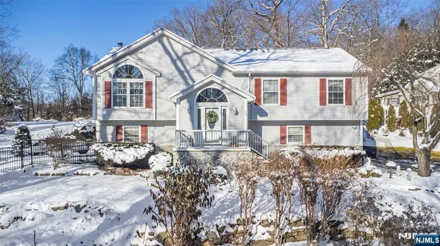 $699,888 | 24 The Loop, Ringwood, NJ 07456