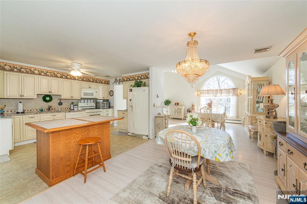 24 The Loop Ringwood, NJ 07456 - Photo 11 of 46