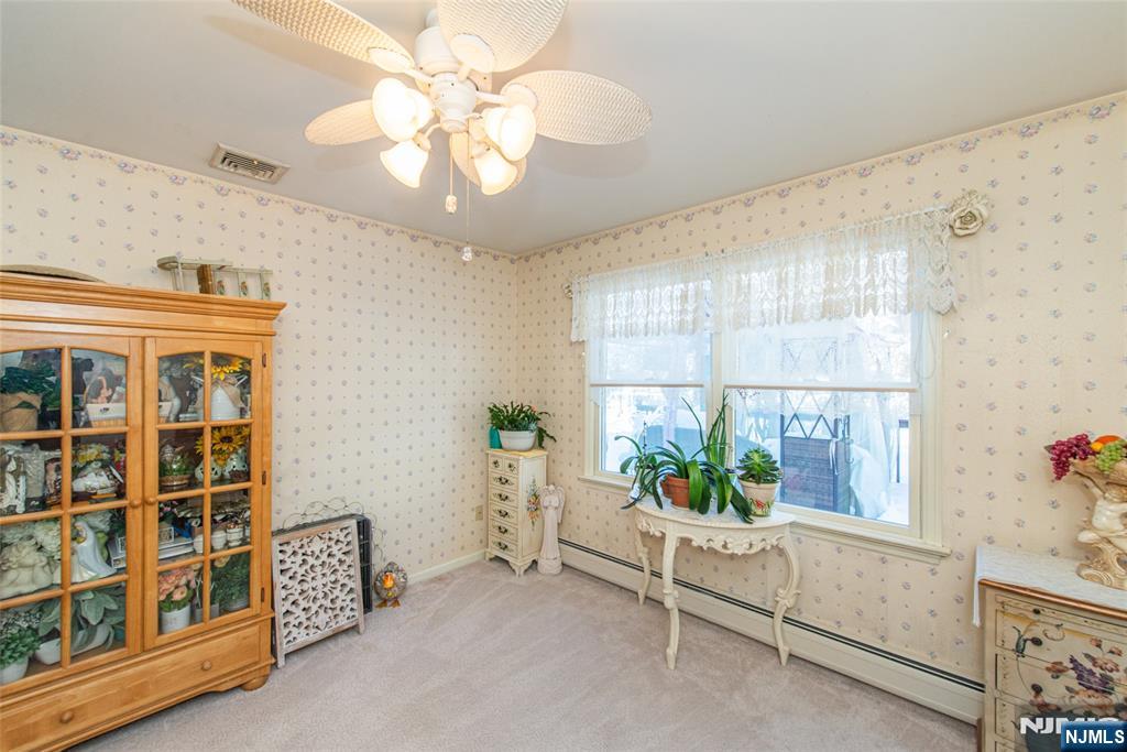 24 The Loop Ringwood, NJ 07456 - Photo 12 of 46