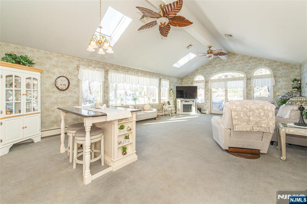 24 The Loop Ringwood, NJ 07456 - Photo 13 of 46