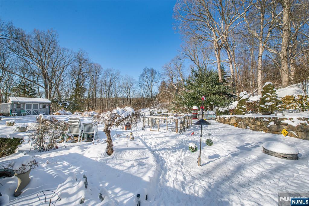 24 The Loop Ringwood, NJ 07456 - Photo 29 of 46