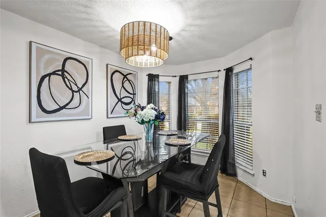 $270,000 | 2831 St Johns Avenue, Lancaster, TX 75146