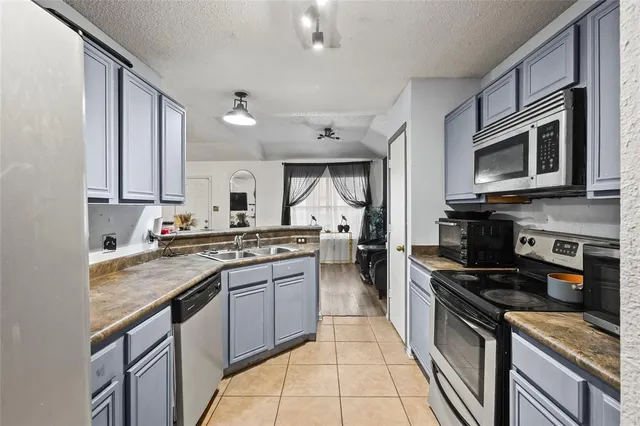 $270,000 | 2831 St Johns Avenue, Lancaster, TX 75146