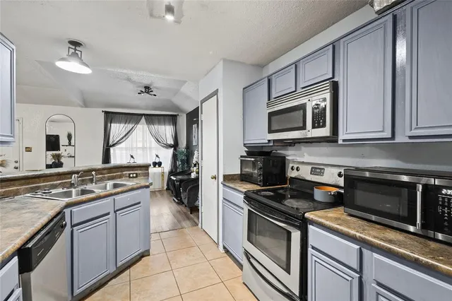 $270,000 | 2831 St Johns Avenue, Lancaster, TX 75146