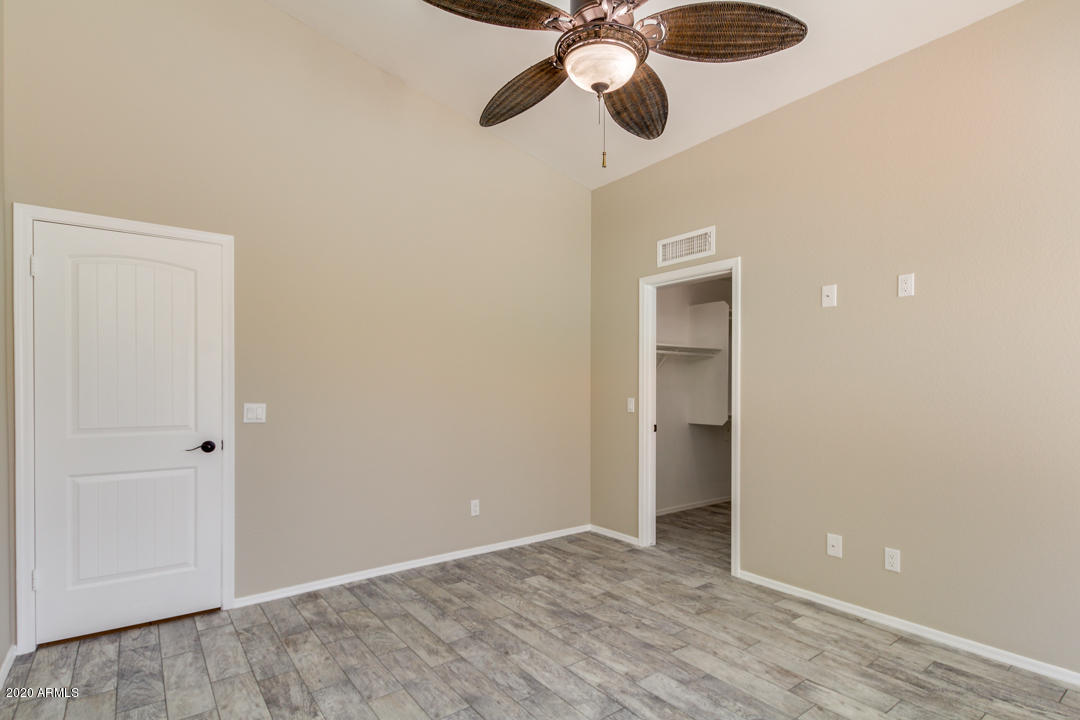 3520 East Utopia Road Phoenix, AZ 85050 - Photo 17 of 27 19-Utopia
