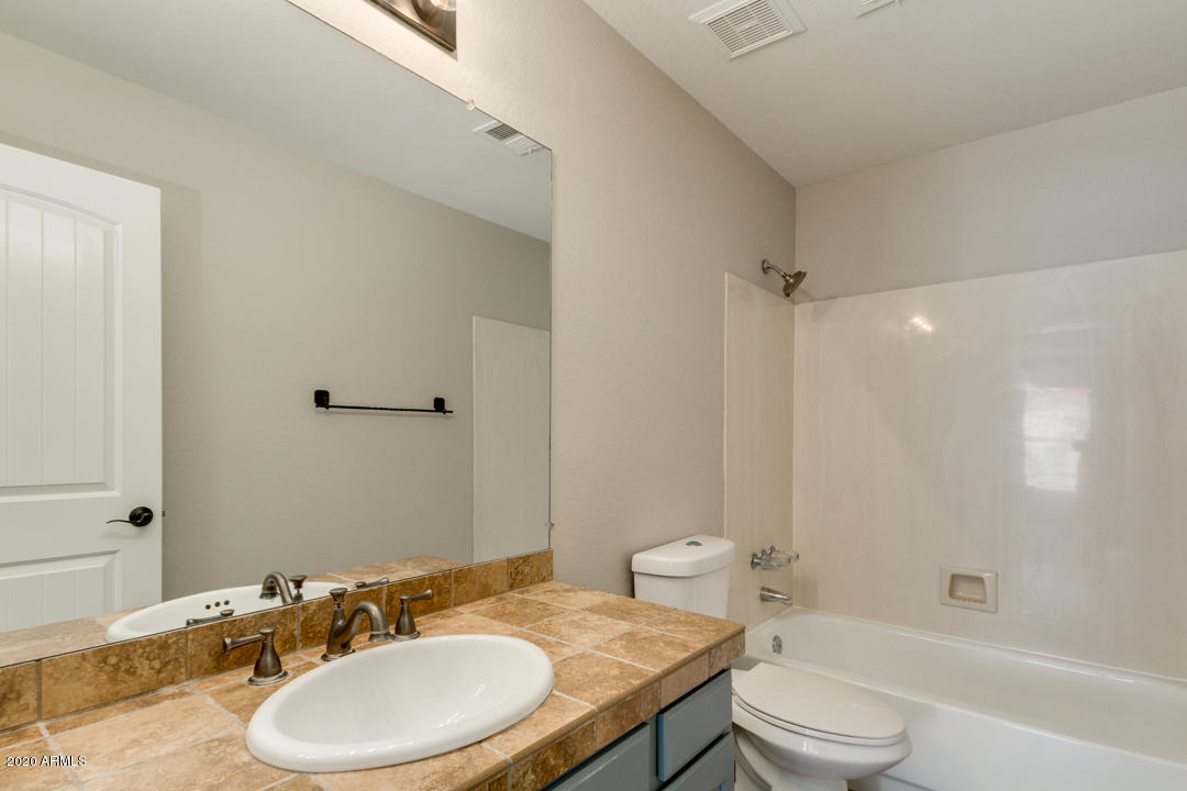 3520 East Utopia Road Phoenix, AZ 85050 - Photo 20 of 27 23-Utopia