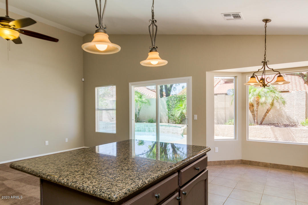 3520 East Utopia Road Phoenix, AZ 85050 - Photo 8 of 27 12-Utopia