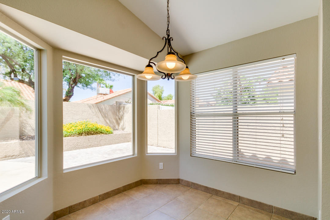 3520 East Utopia Road Phoenix, AZ 85050 - Photo 9 of 27 16-Utopia