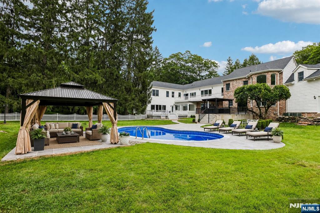 1050 Ramapo Valley Road Mahwah, NJ 07430 - Photo 40 of 48 Gallery Image 40